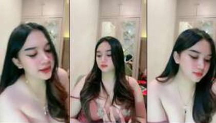 Naya Cantik Pamer Belahan Tetek